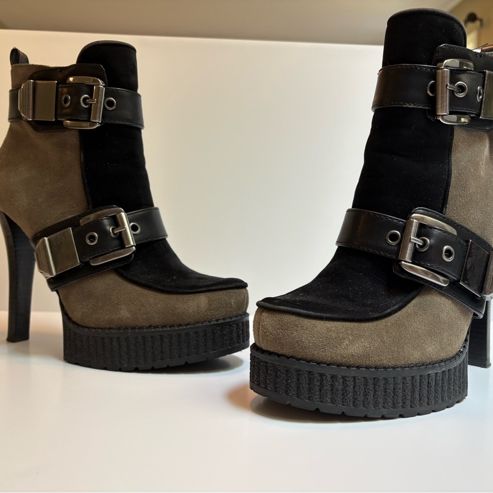 BCBG High Heel Platform Booties Ladies 7.5 M